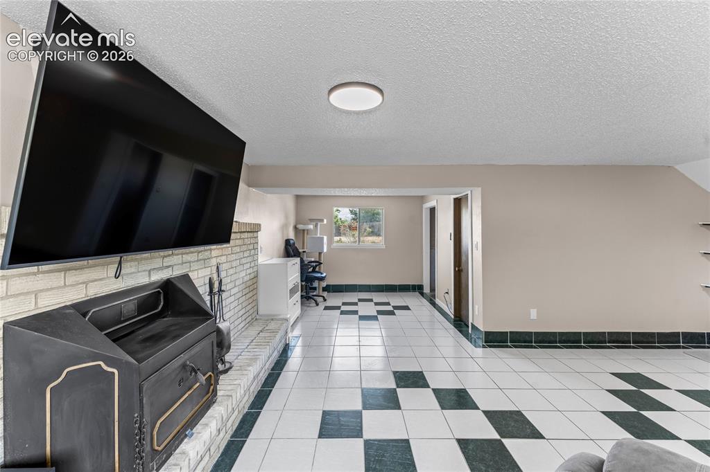 22 Heatherwood Lane Pueblo CO 81008