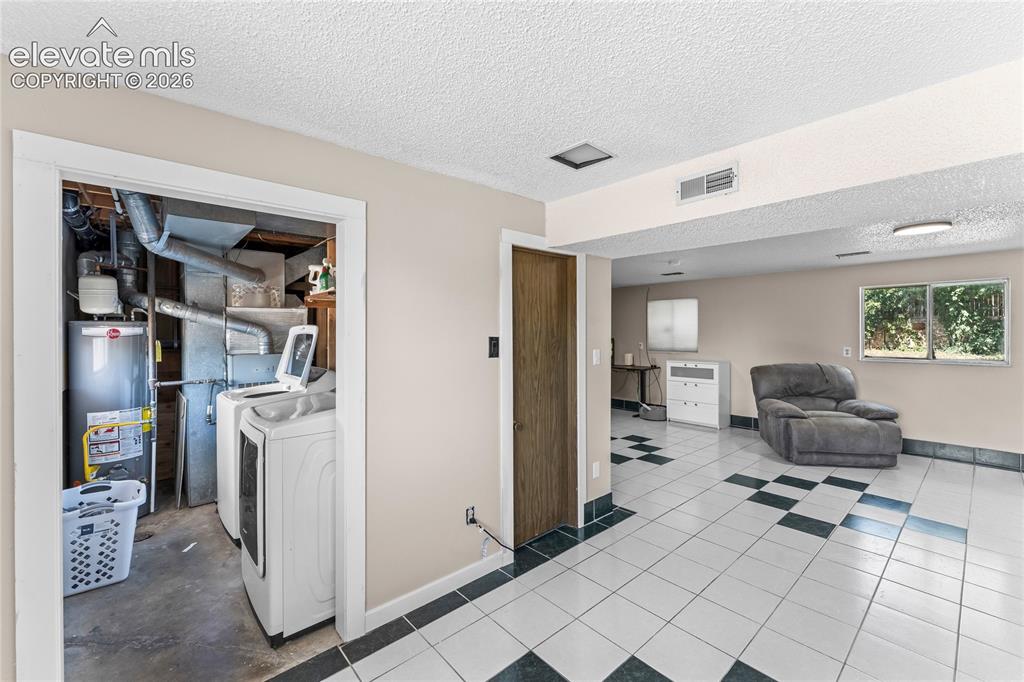 22 Heatherwood Lane Pueblo CO 81008
