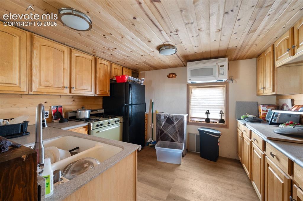 2030 Puma Hills Road Lake George CO 80827