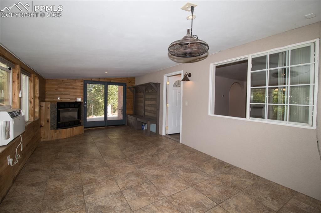 560 Oak Creek Avenue Rockvale CO 81244