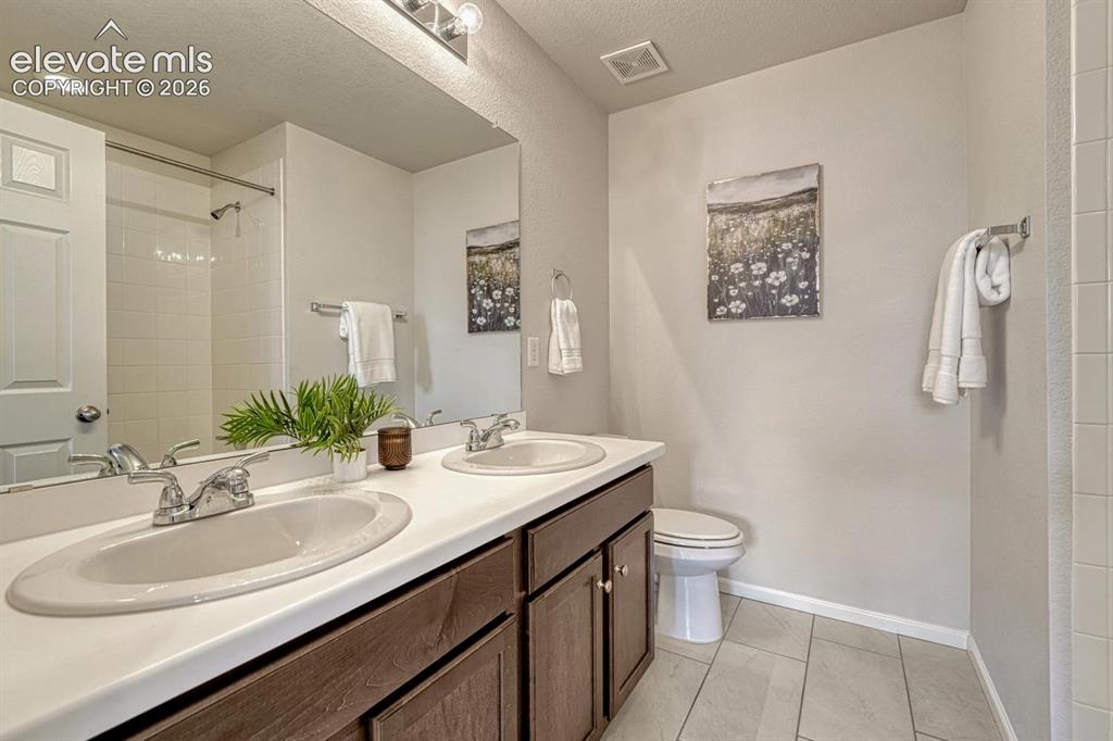9167 Rio Lado Street Littleton CO 80125