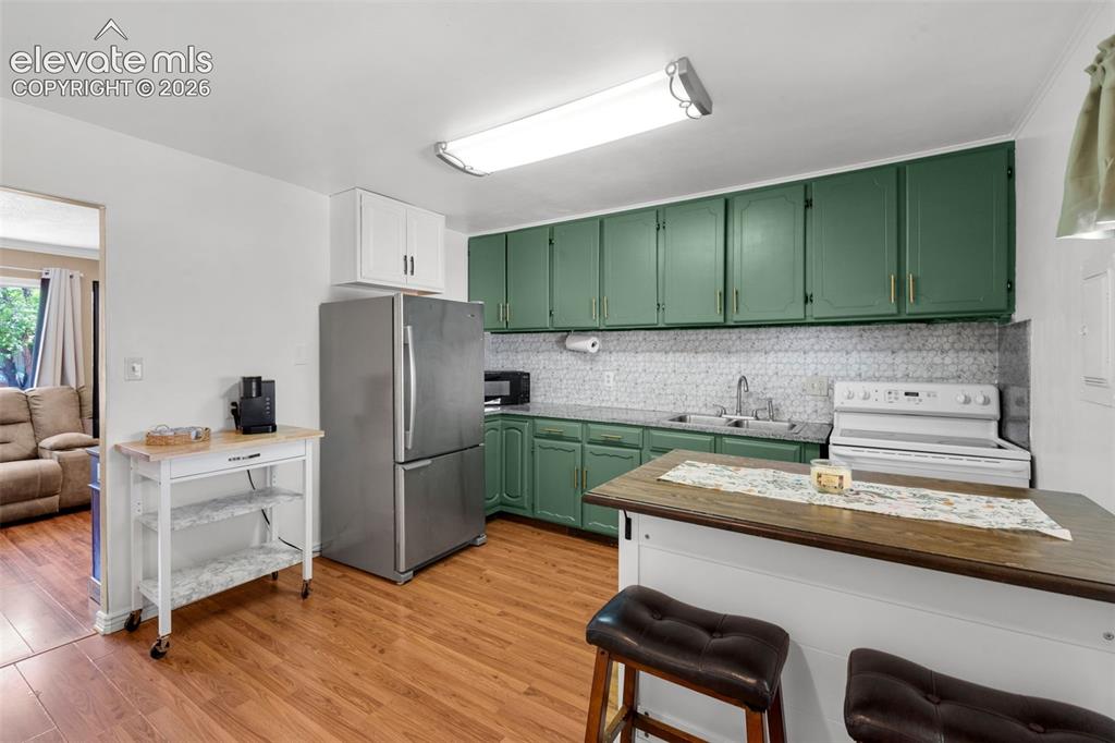 69 Hanson Lane Pueblo CO 81001
