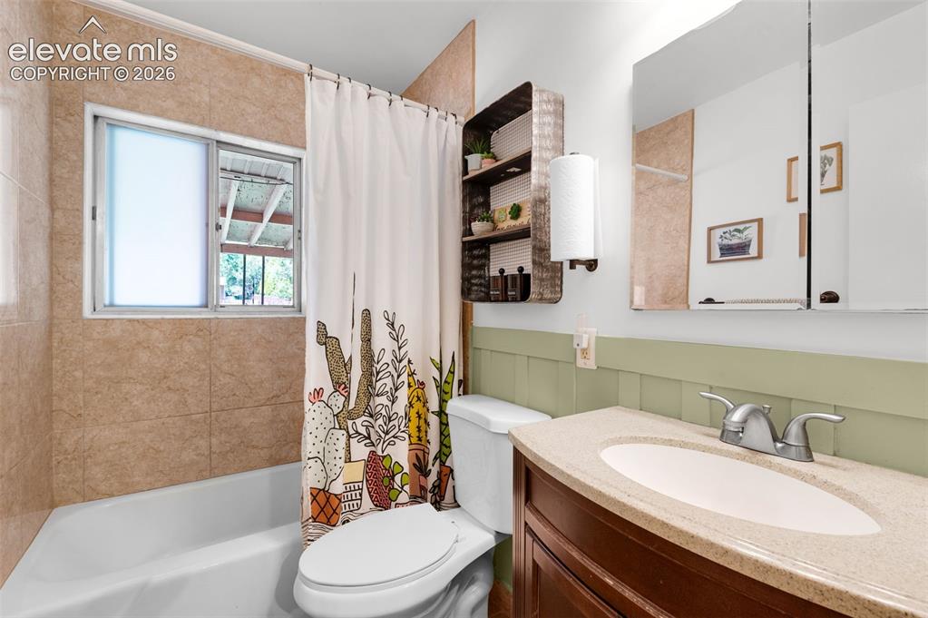 69 Hanson Lane Pueblo CO 81001