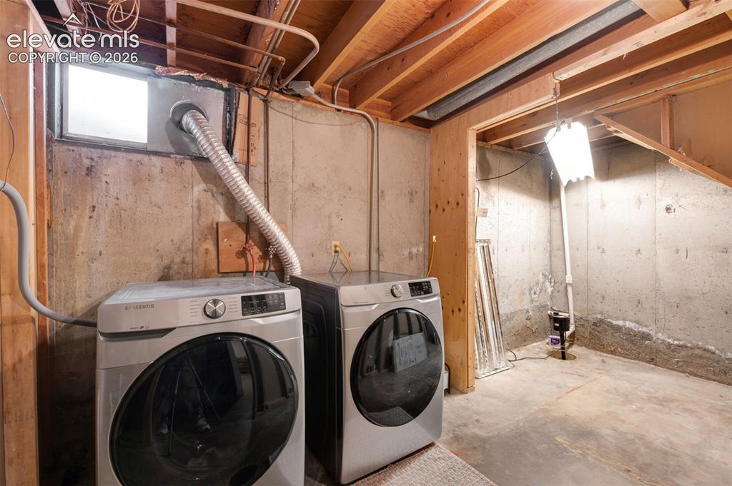 69 Hanson Lane Pueblo CO 81001