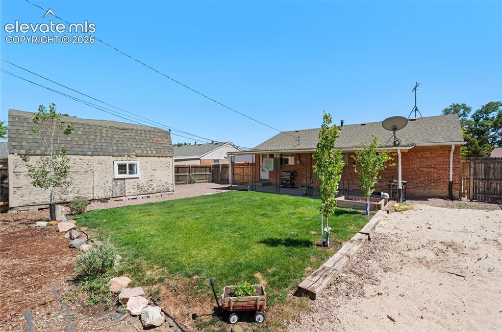 69 Hanson Lane Pueblo CO 81001