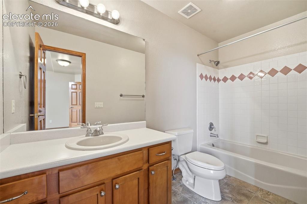 1630 Oakmont Drive Colorado Springs CO 80921