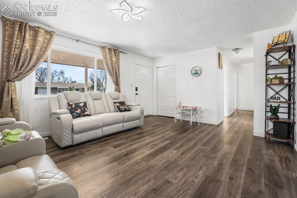 6830 Defoe Avenue Colorado Springs CO 80911