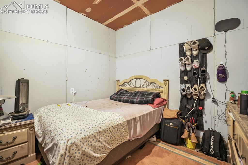 6830 Defoe Avenue Colorado Springs CO 80911