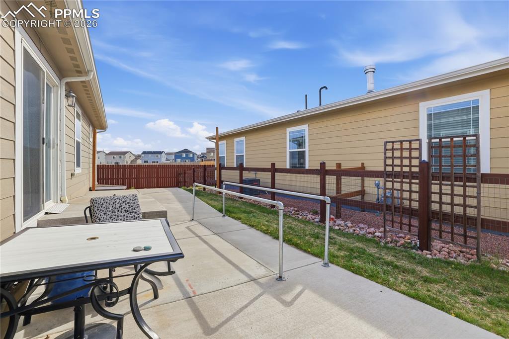 4294 Gray Fox Heights Colorado Springs CO 80922