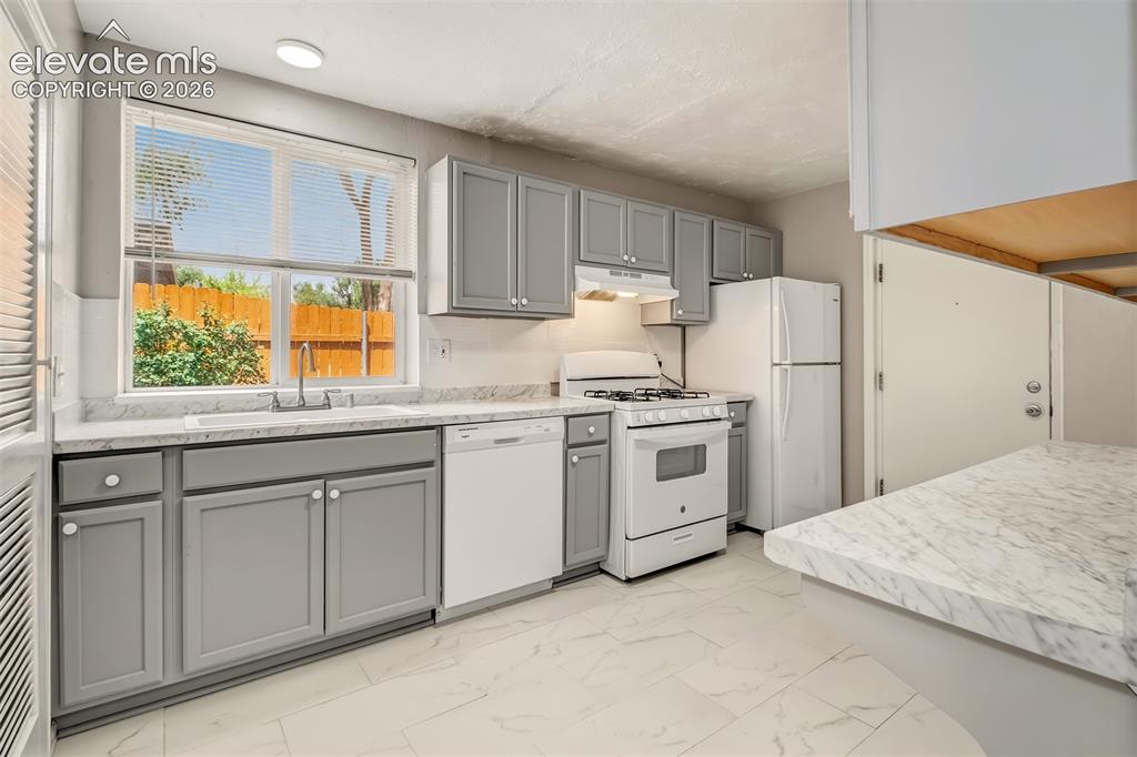 2723 Wood Avenue Colorado Springs CO 80909