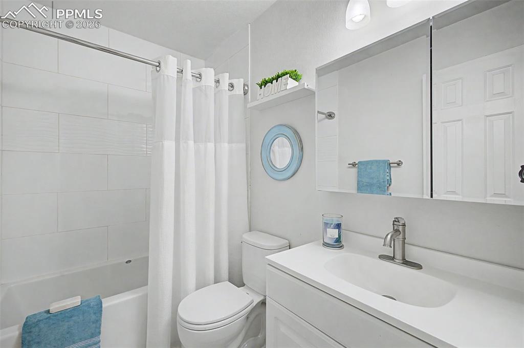 5770 Grapevine Drive Colorado Springs CO 80923