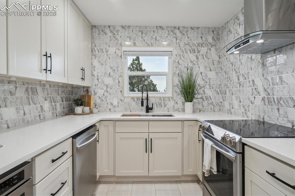 13910 Blue Jay Lane Larkspur CO 80118