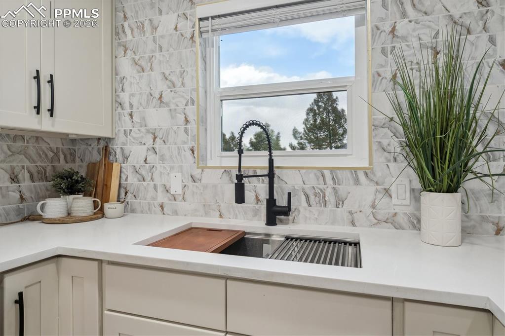 13910 Blue Jay Lane Larkspur CO 80118