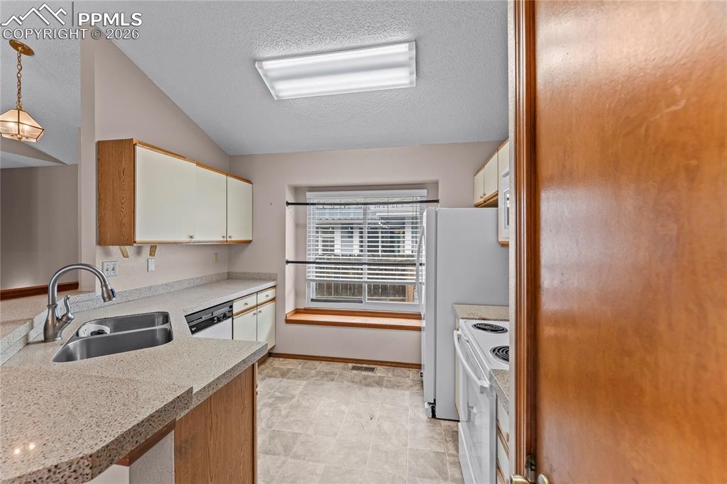 8643 Chancellor Drive Colorado Springs CO 80920