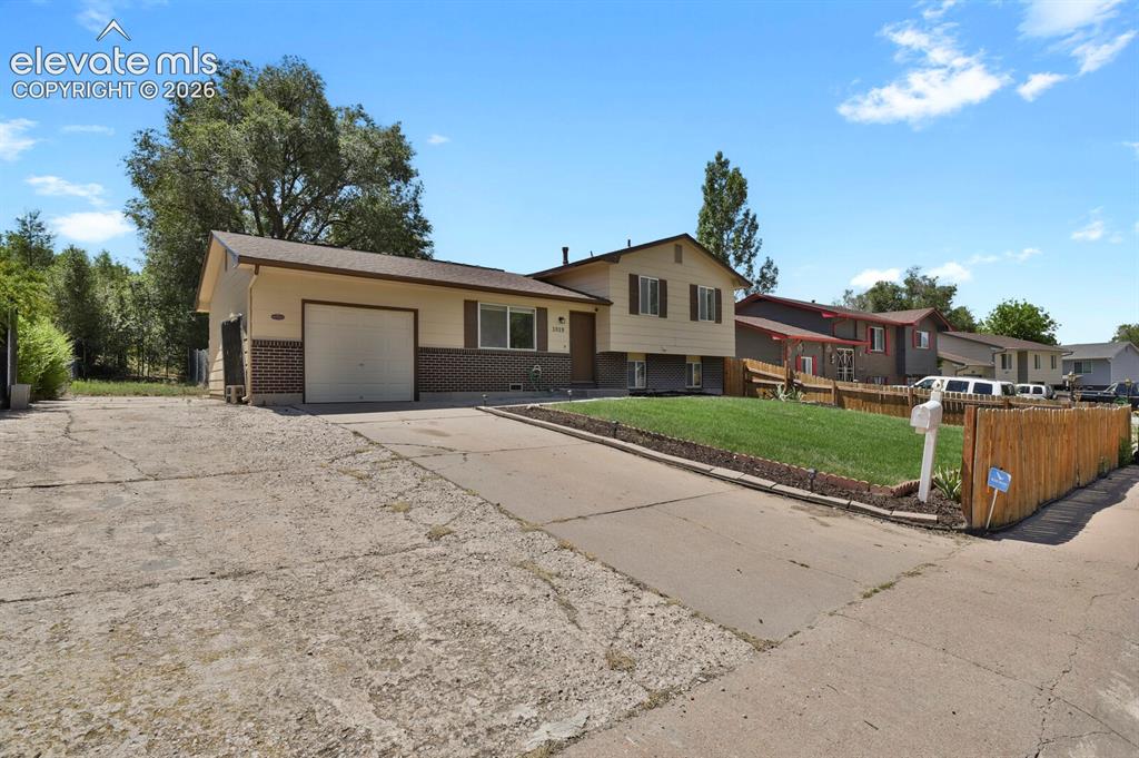 1019 De La Vista Lane Colorado Springs CO 80911