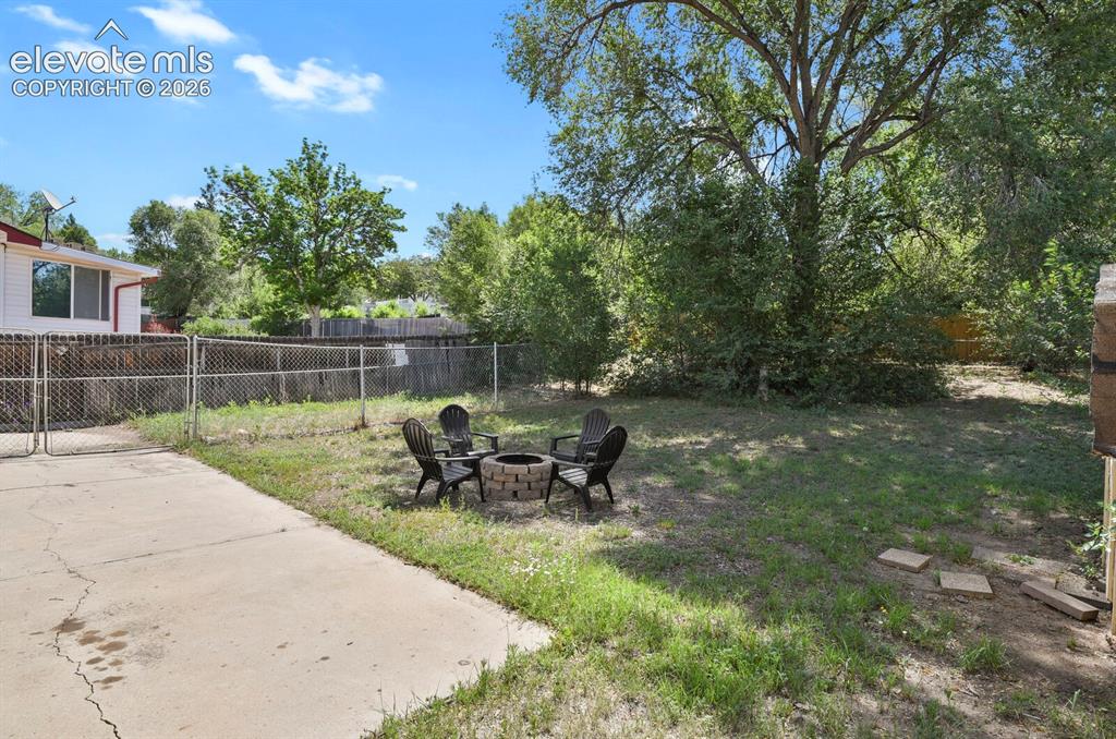 1019 De La Vista Lane Colorado Springs CO 80911