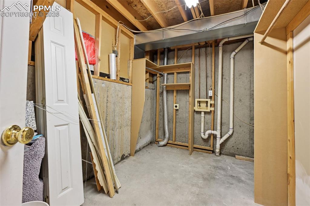 8372 Wilmington Drive Colorado Springs CO 80920