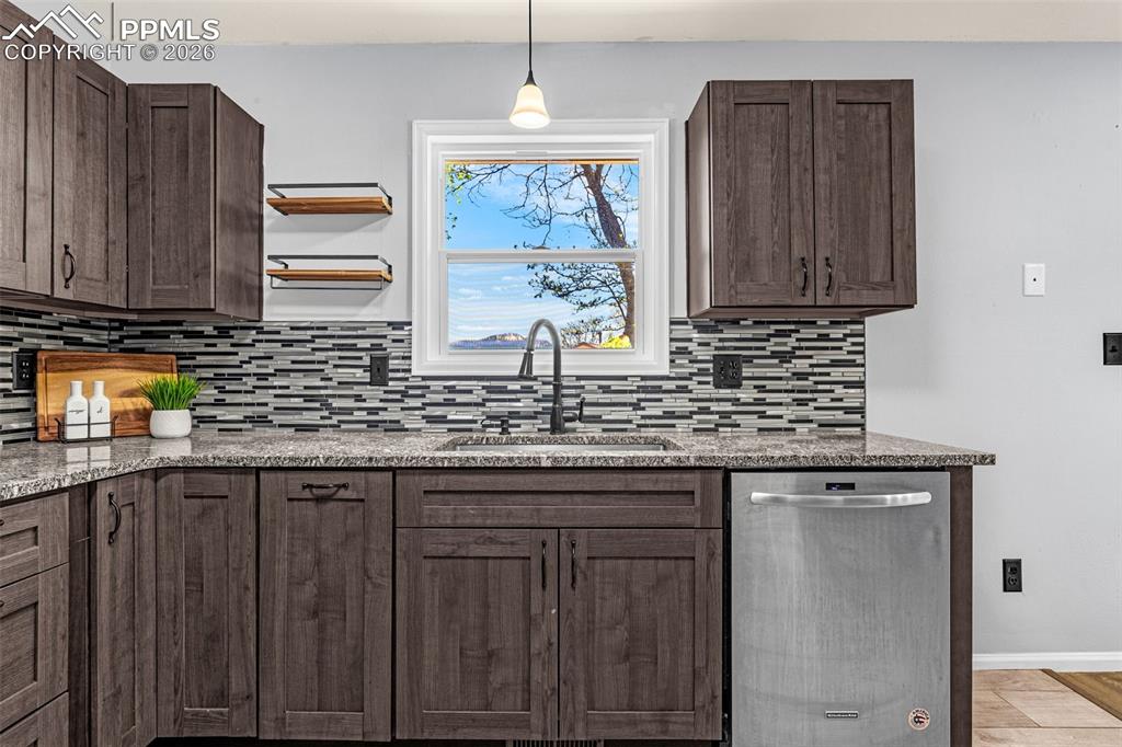 1565 Piros Drive Colorado Springs CO 80915