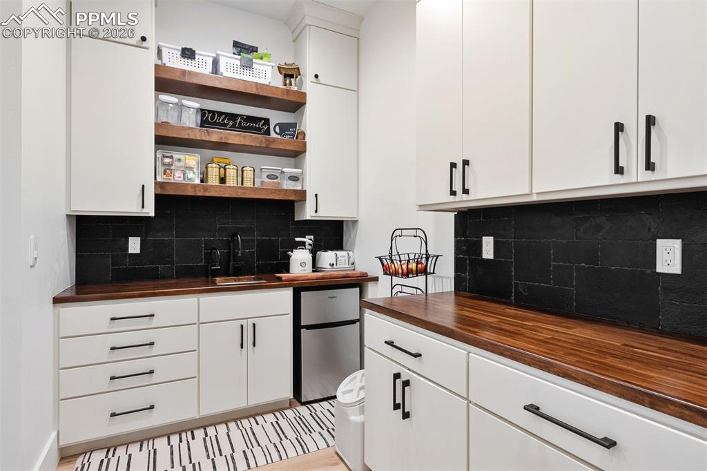 3939 Needles Drive Colorado Springs CO 80908