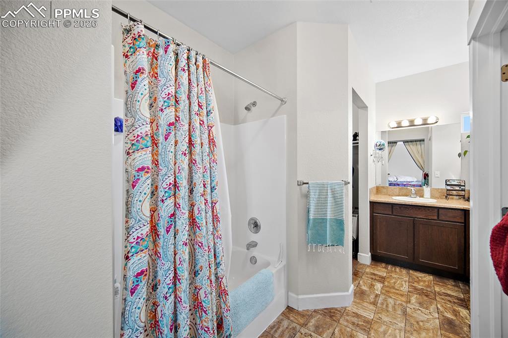 3012 Prairie Hawk Lane Pueblo CO 81005