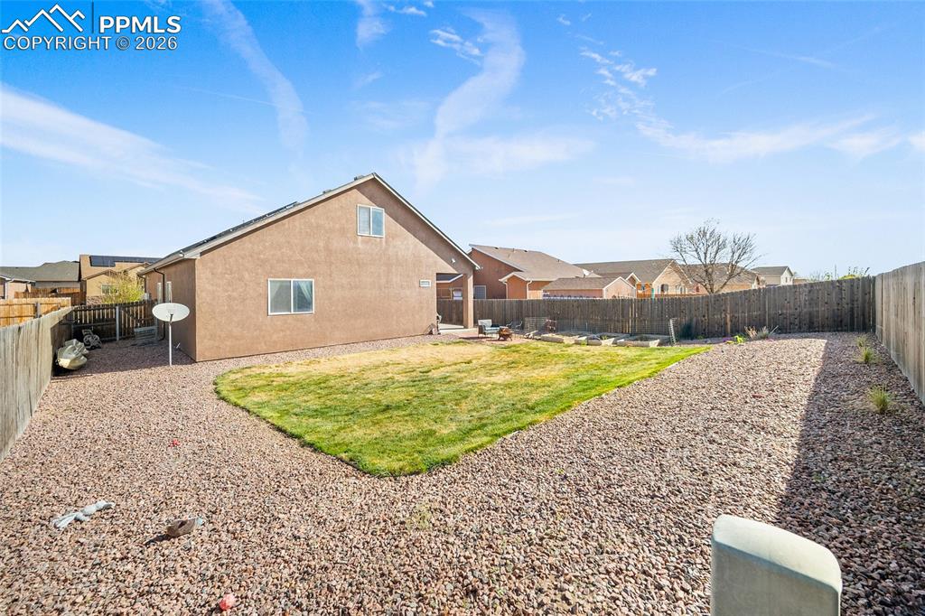 3012 Prairie Hawk Lane Pueblo CO 81005