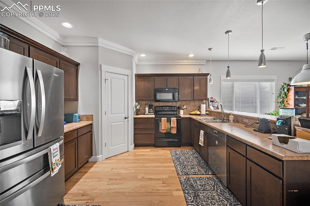 3012 Prairie Hawk Lane Pueblo CO 81005
