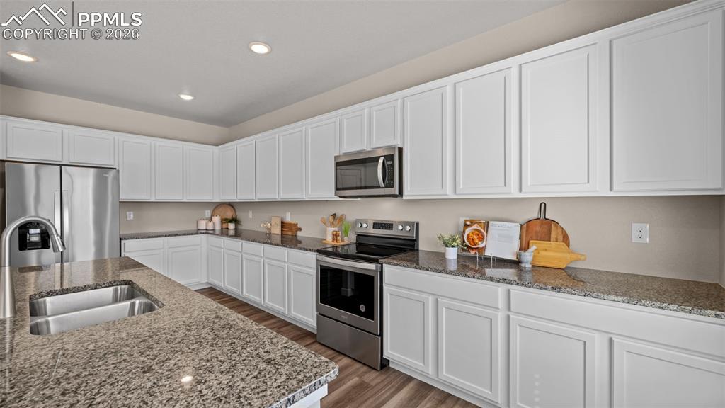 2402 Sunrise Lane Pueblo CO 81008