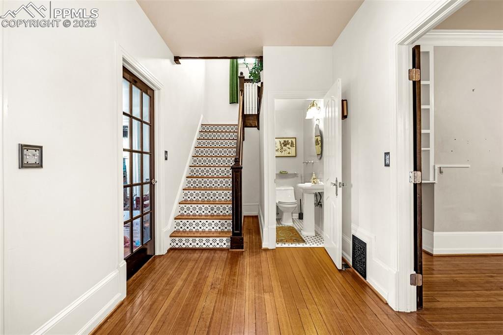 806 E Platte Avenue Colorado Springs CO 80903