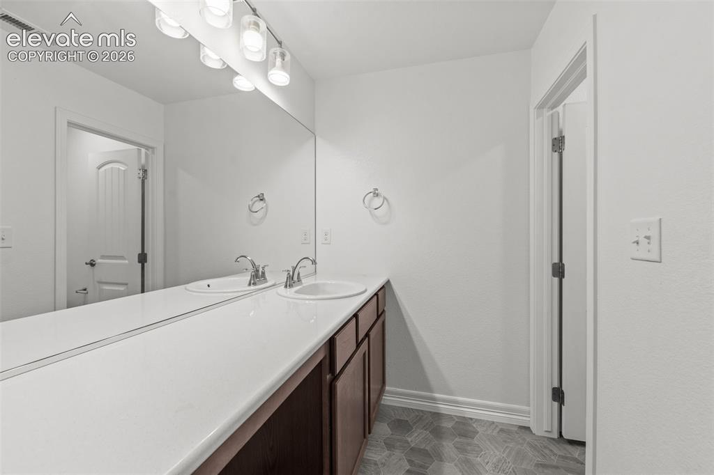 6618 Cumbre Vista Way Colorado Springs CO 80924