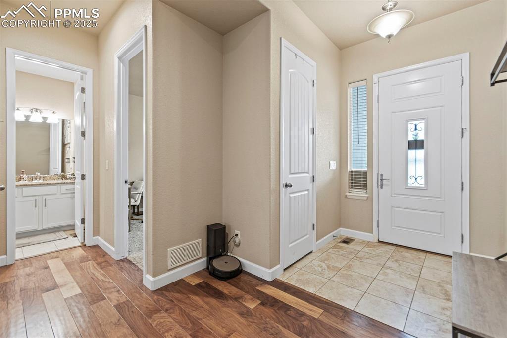 7194 Peachleaf Drive Colorado Springs CO 80925