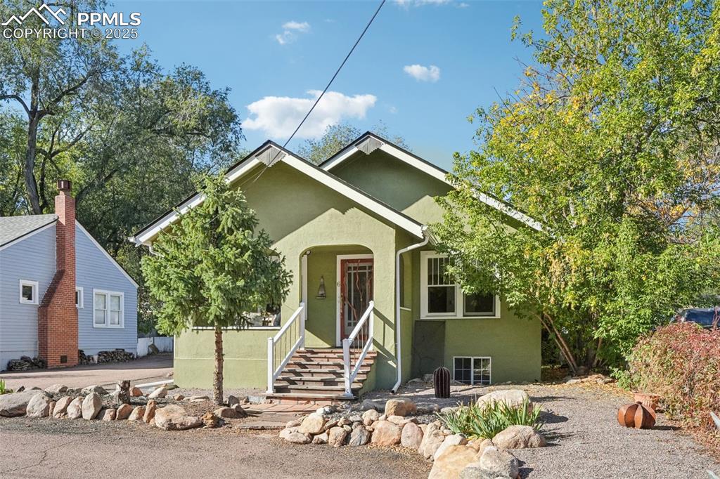 6 Alsace Way Colorado Springs CO 80906