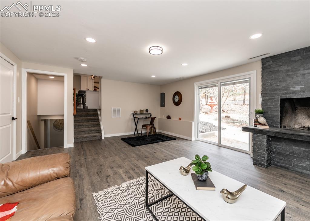 1021 Pioneer Lane Colorado Springs CO 80904