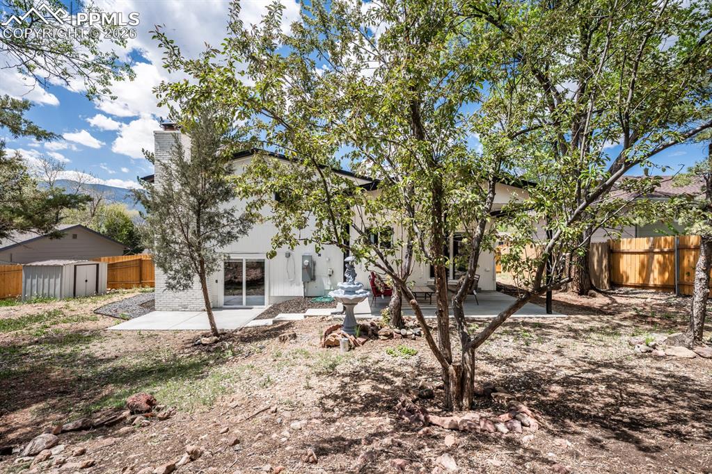 1021 Pioneer Lane Colorado Springs CO 80904