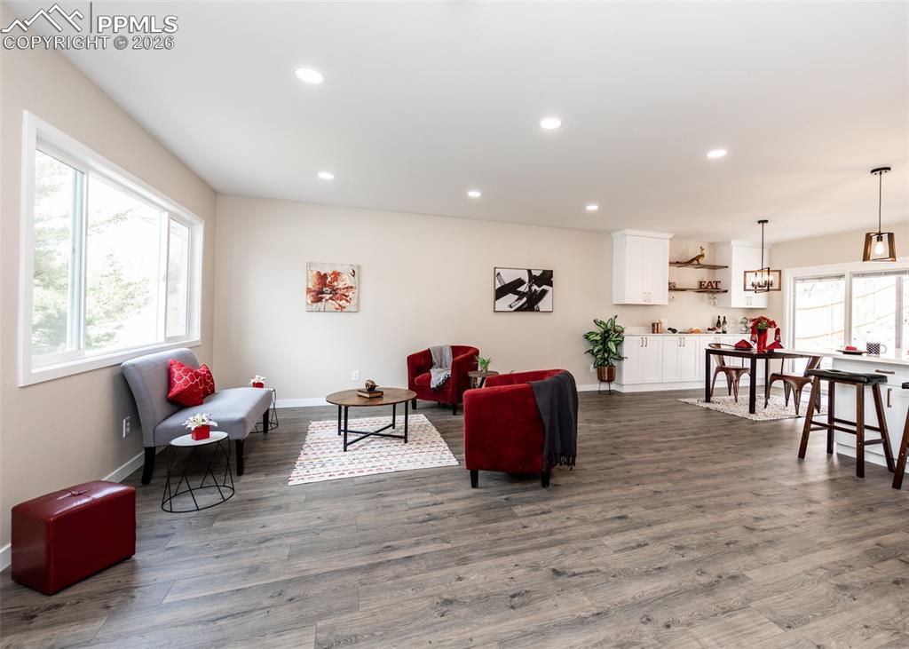 1021 Pioneer Lane Colorado Springs CO 80904