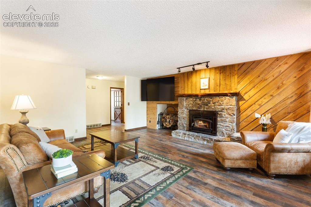 723 Pine Street Woodland Park CO 80863