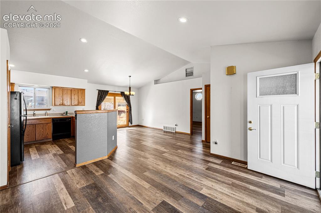 441 S Oak Creek Drive Pueblo CO 81007