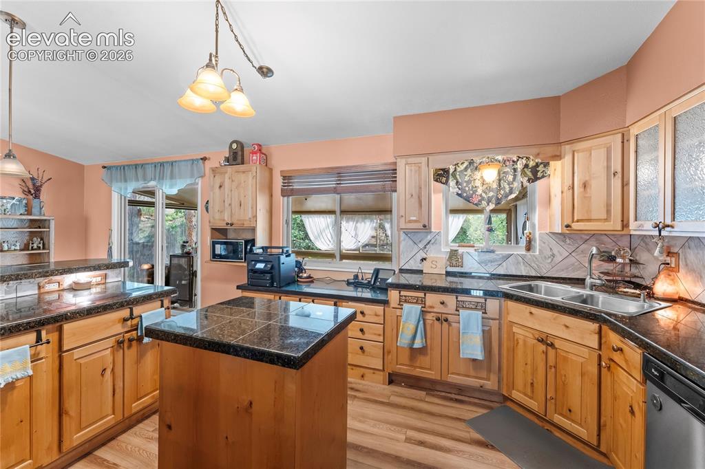 6260 Garlock Way Colorado Springs CO 80918