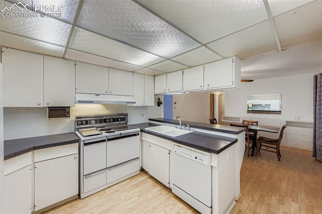 1693 S Elm Street Denver CO 80222
