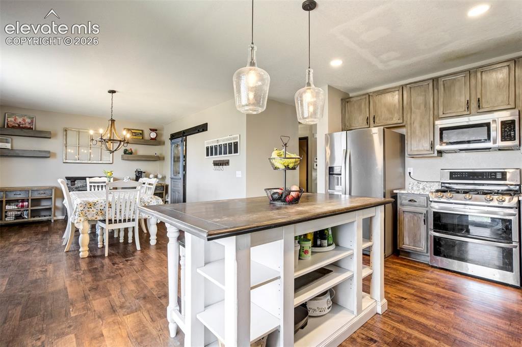 1877 Dewhirst Drive Colorado Springs CO 80951