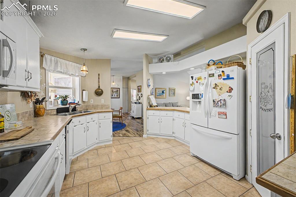 4687 Pine Marten Point Colorado Springs CO 80922