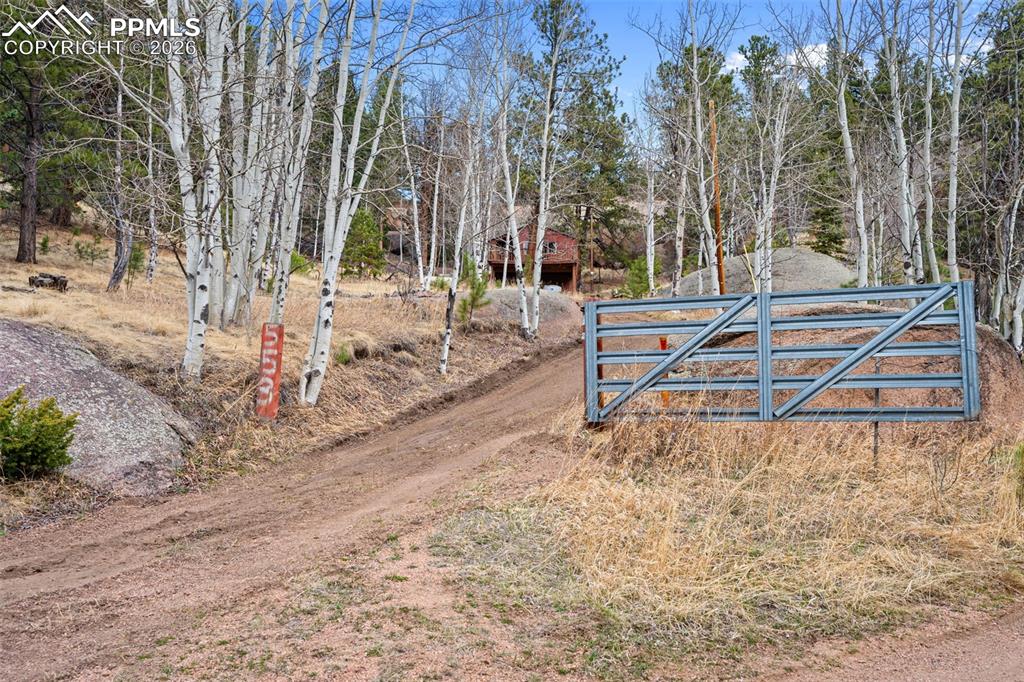 553 Arrowhead Road Florissant CO 80816