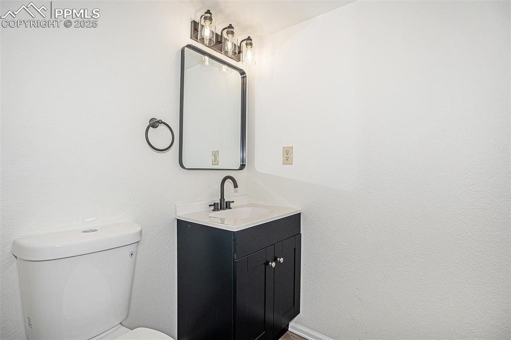6075 Castlewood Lane Colorado Springs CO 80918