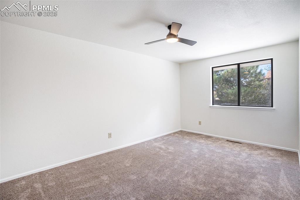 6075 Castlewood Lane Colorado Springs CO 80918