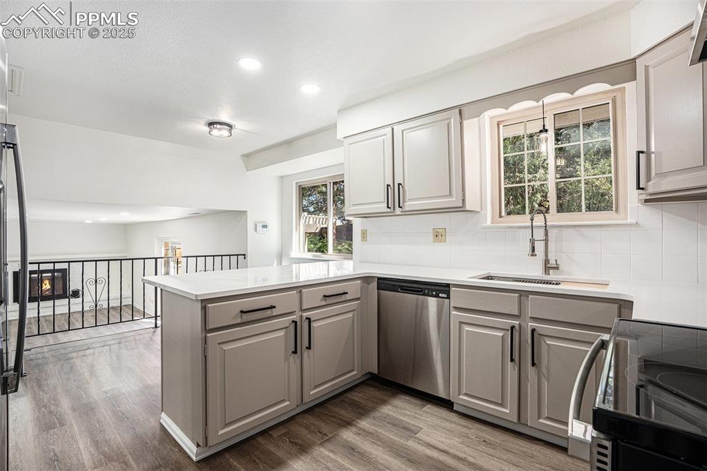 6075 Castlewood Lane Colorado Springs CO 80918