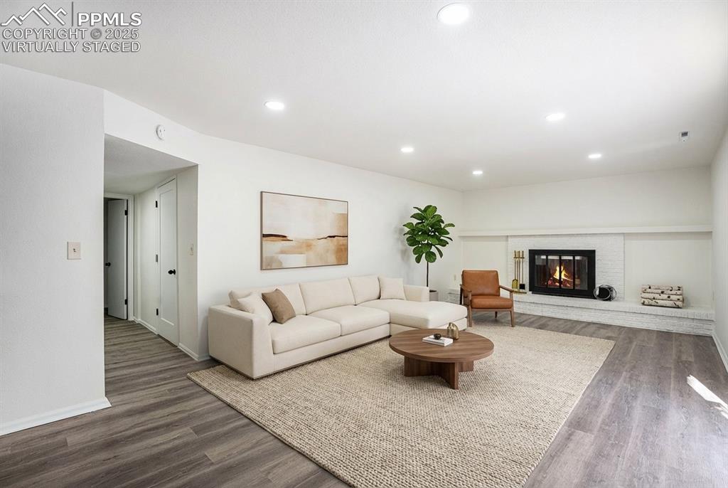 6075 Castlewood Lane Colorado Springs CO 80918