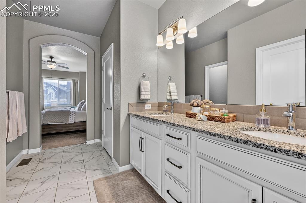 10526 Kelowna View Colorado Springs CO 80908