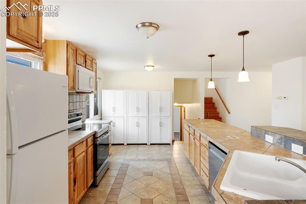 1941 Carlton Avenue Colorado Springs CO 80909