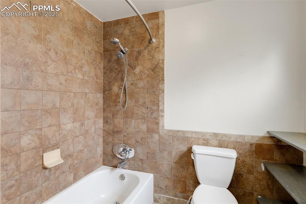 1941 Carlton Avenue Colorado Springs CO 80909