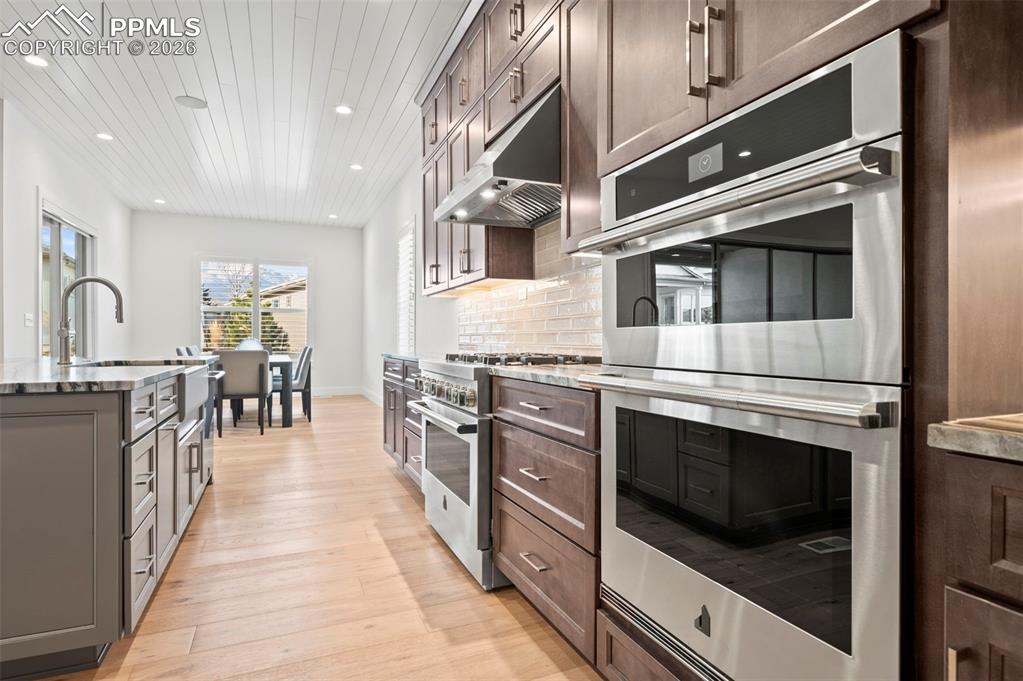 3474 Crest Hollow View Colorado Springs CO 80904