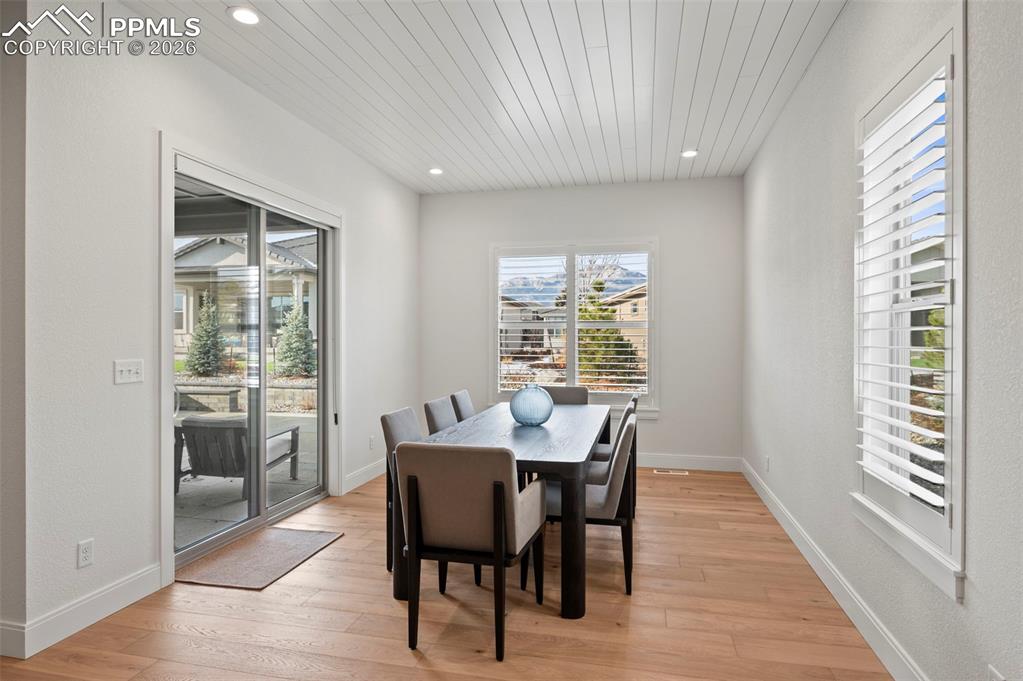 3474 Crest Hollow View Colorado Springs CO 80904